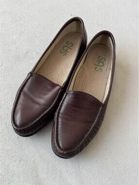 SAS Tripad Comfort Brown Leather Loafers Womens Slip On Shoes 8M USA
